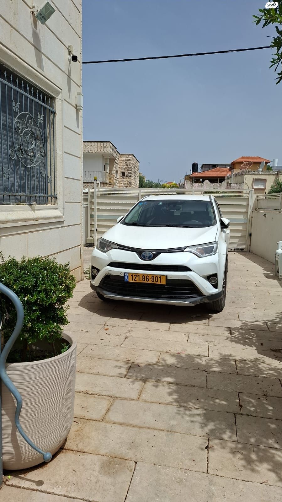 מודעת רכב טויוטה RAV4
