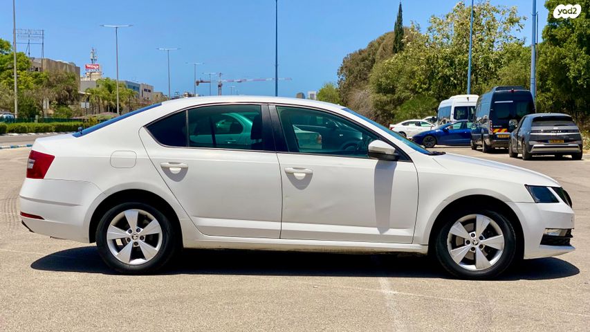 סקודה אוקטביה 