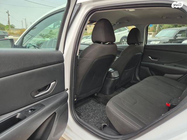 יונדאי אלנטרה