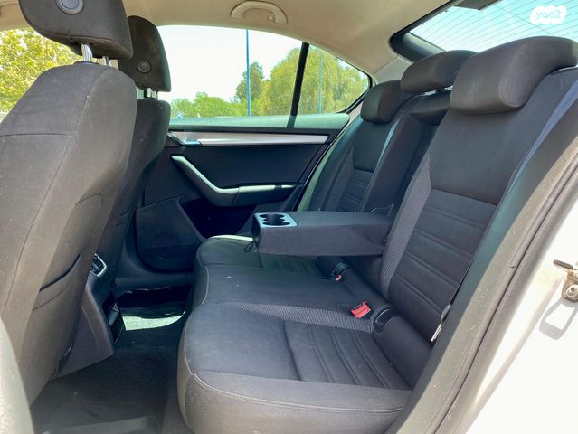 סקודה אוקטביה 