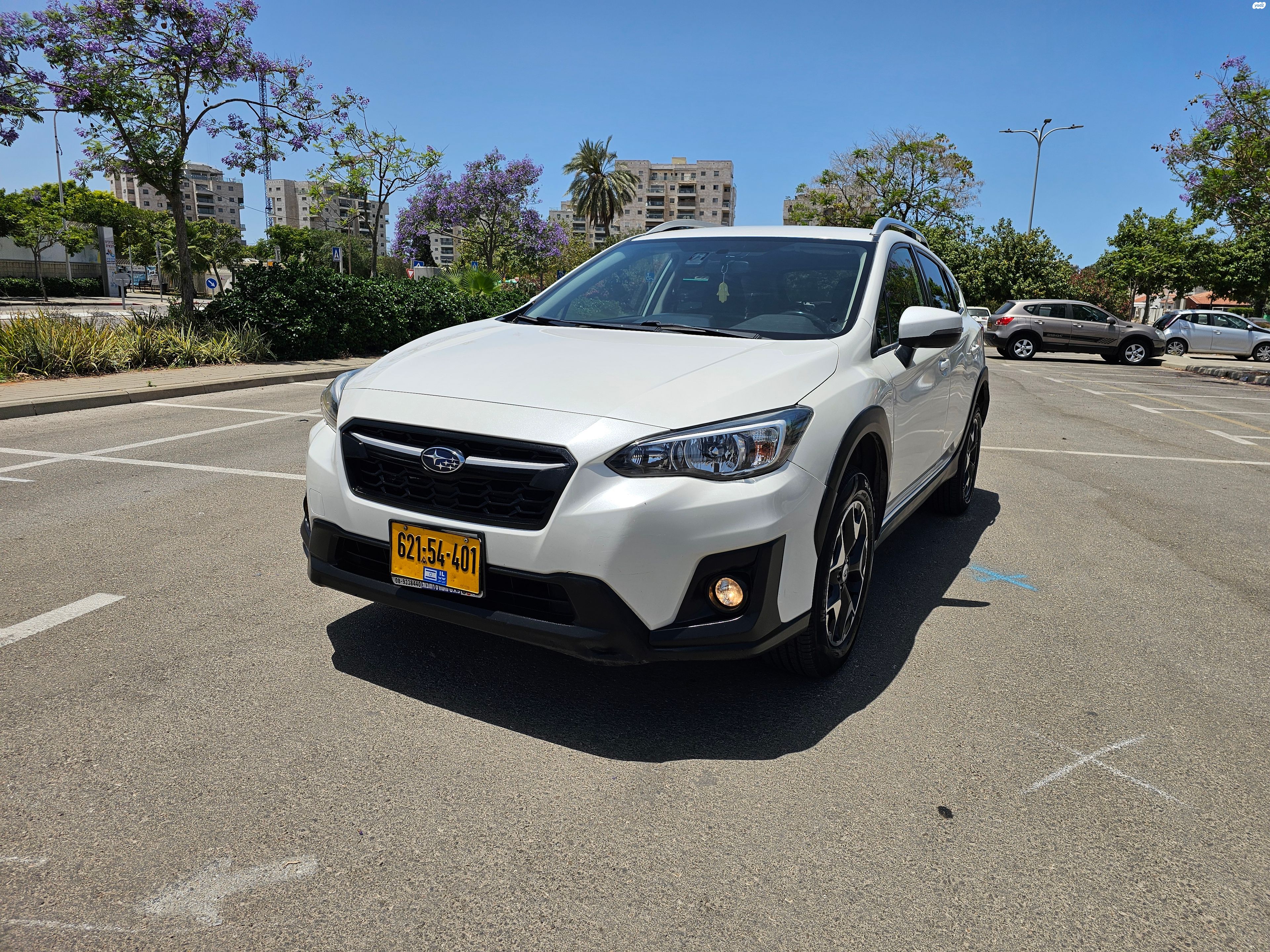 מודעת רכב סובארו XV