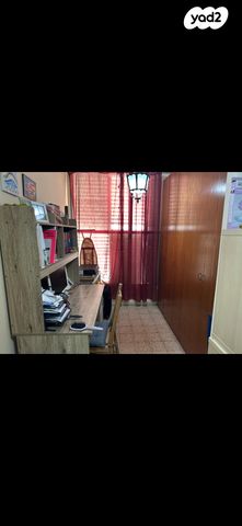 דירה, השיטה 19, רסקו א', חולון