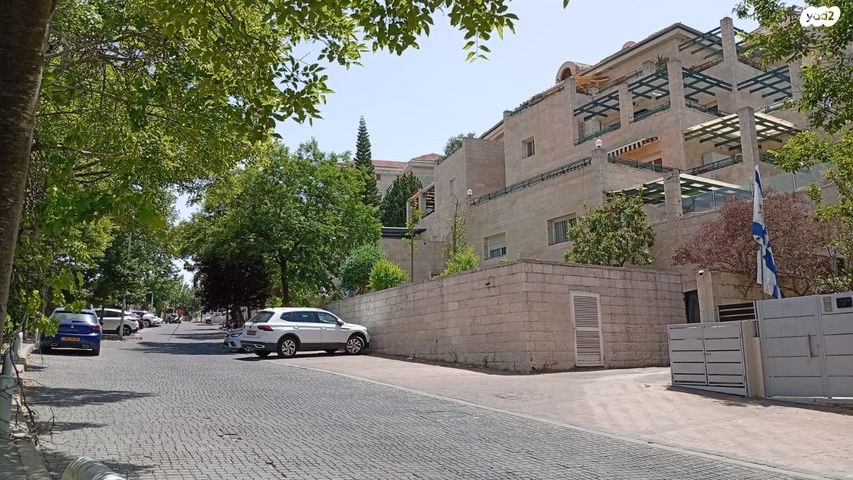 ישפה 12