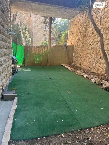 מרדכי אלקחי 22