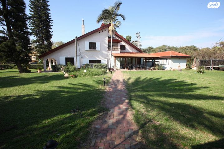 בית פרטי/ קוטג', נוף הרים 64, עולש, עולש