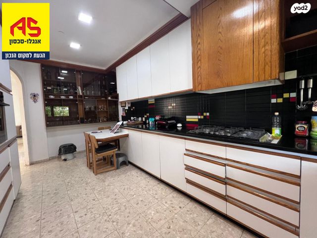 בית פרטי/ קוטג', יעקב וייס, רמת אפרים, נתניה