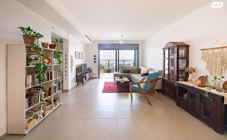 דירה, חיים וייצמן, פסגות אפק, ראש העין