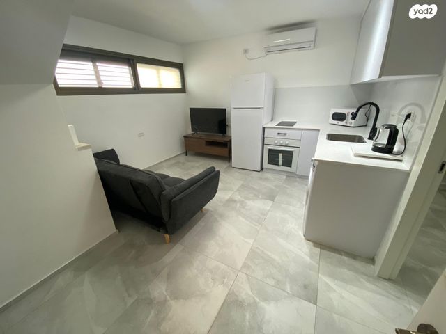 בית פרטי/ קוטג', השיקמה 9, אריאל