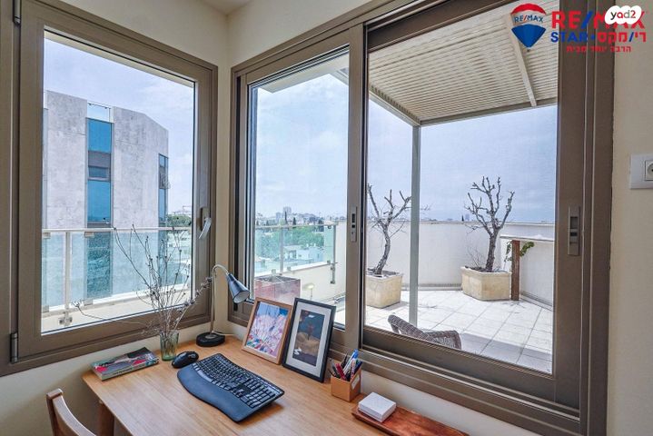 גג/ פנטהאוז, הרצליה הירוקה, נווה עובד, הרצליה