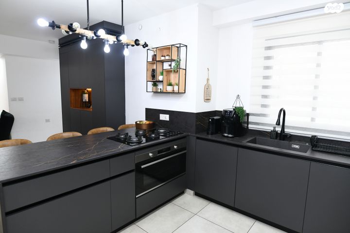 דירה, הגל, החותרים, טירת כרמל