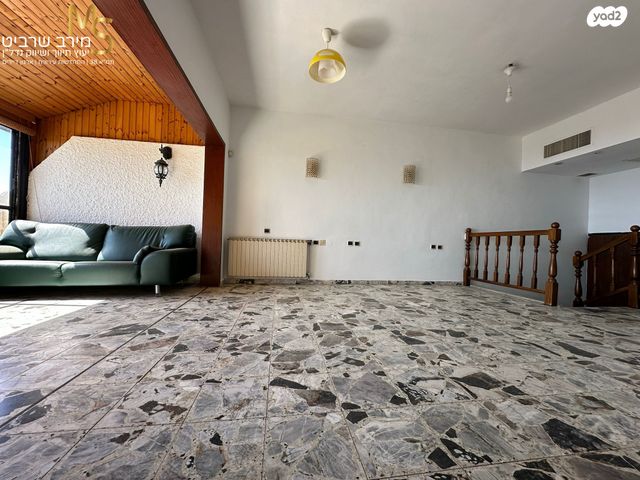 דירה, פנחס רוזן, רמת גולדה, חיפה