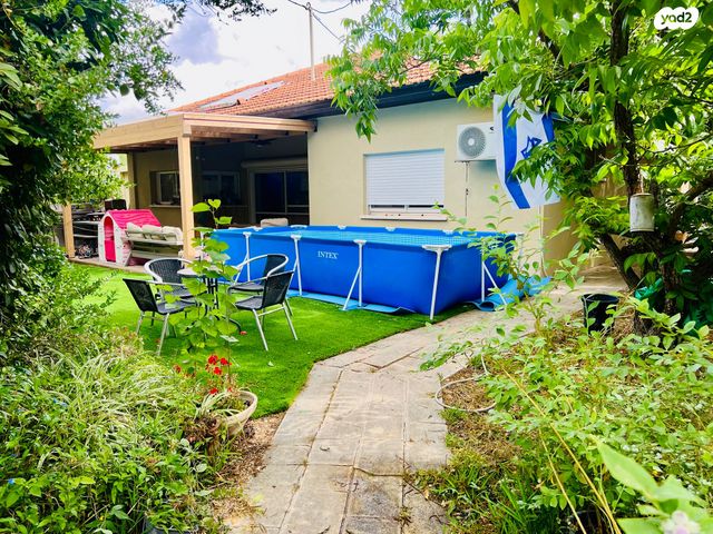 בית פרטי/ קוטג', רוח ים, יעד, יעד