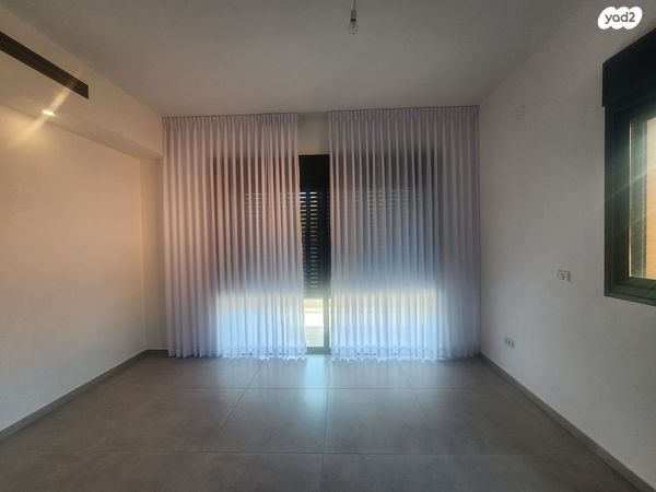 דירה, נווה יהודה, רחובות