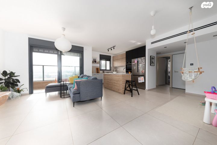 דירה, שבט זבולון 21, אחיסמך, לוד