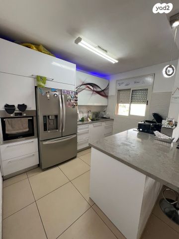 דירה, אסירי ציון 19, קרית שלום, תל אביב יפו