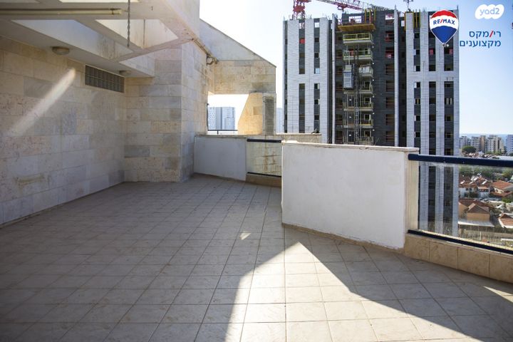 גג/ פנטהאוז, גבעת אולגה, חדרה