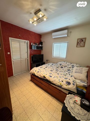 גג/ פנטהאוז, הרב קטרוני, מחנה יהודה, פתח תקווה