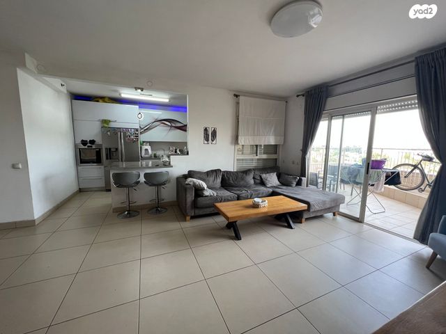 דירה, אסירי ציון 19, קרית שלום, תל אביב יפו