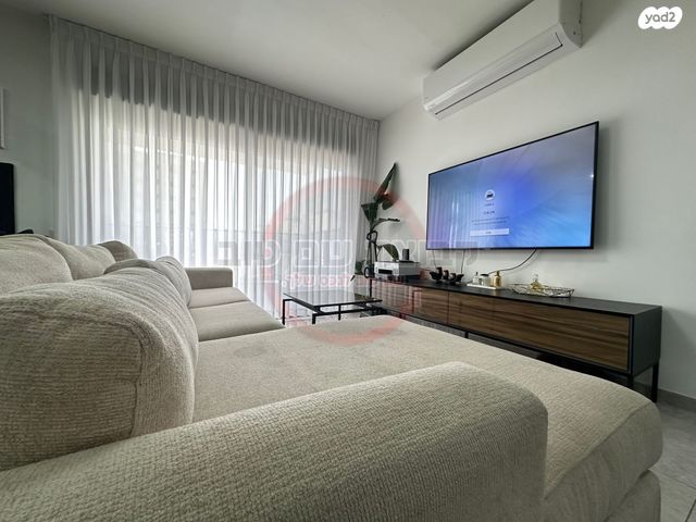 דירה, יפה ירקוני, רובע יזרעאל סביוני העמק, עפולה