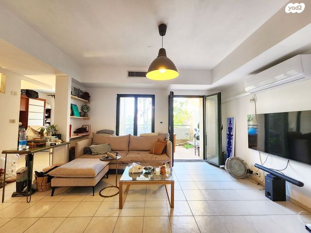 דירה, שדרות ירושלים, צפון יפו, המושבה האמריקאית-גרמנית, תל אביב יפו