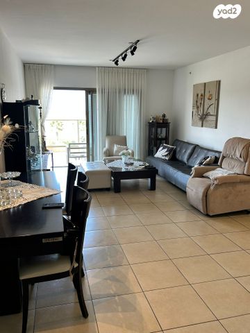 דירה, שדרות רחבעם זאבי 36, שער הים, ראשון לציון