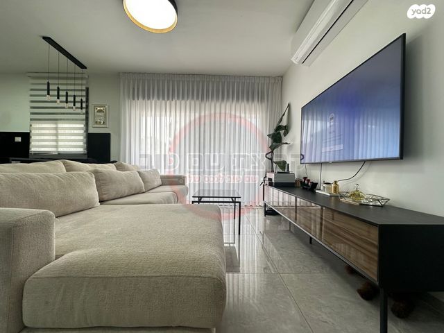 דירה, יפה ירקוני, רובע יזרעאל סביוני העמק, עפולה