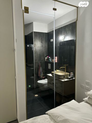 דופלקס, חולון