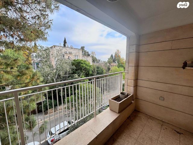 עובדיה מברטנורה 