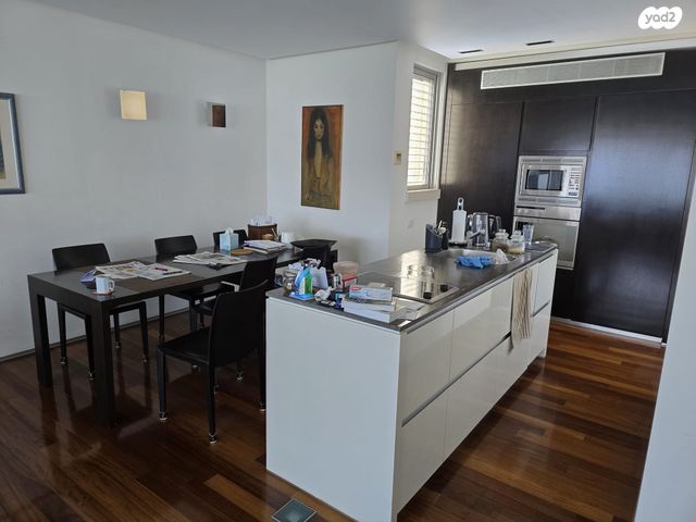 דירה, נווה אביבים, תל אביב יפו