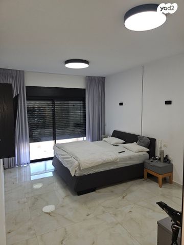 גג/ פנטהאוז, נחלת יהודה, ראשון לציון