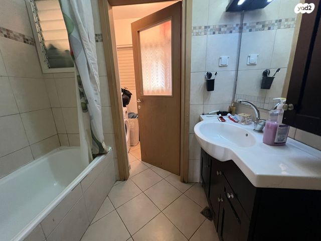 דירה, אסירי ציון 19, קרית שלום, תל אביב יפו