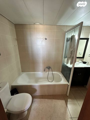 דירה, שדרות רחבעם זאבי 36, שער הים, ראשון לציון