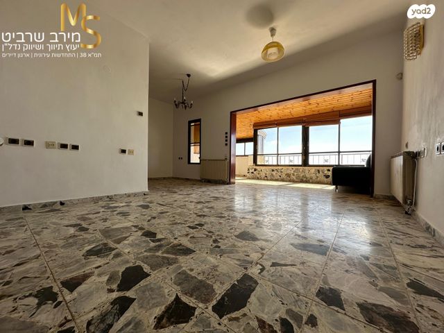 דירה, פנחס רוזן, רמת גולדה, חיפה