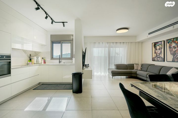 דירה, אחדות 20, בצוותא, חריש