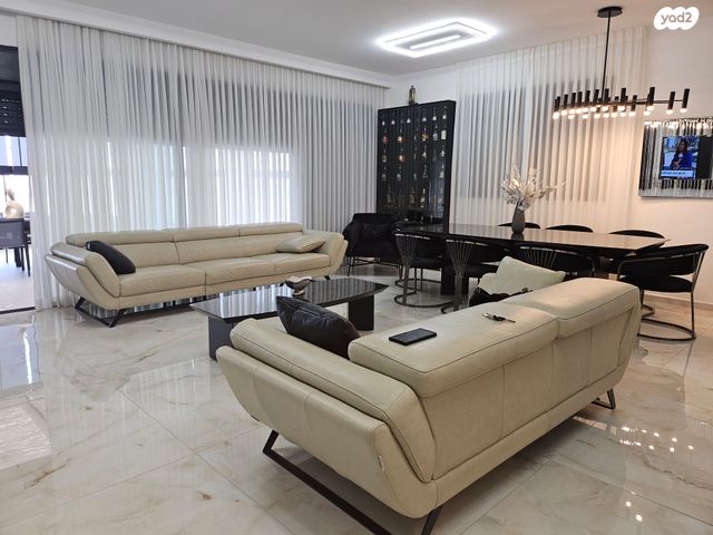 גג/ פנטהאוז, נחלת יהודה, ראשון לציון