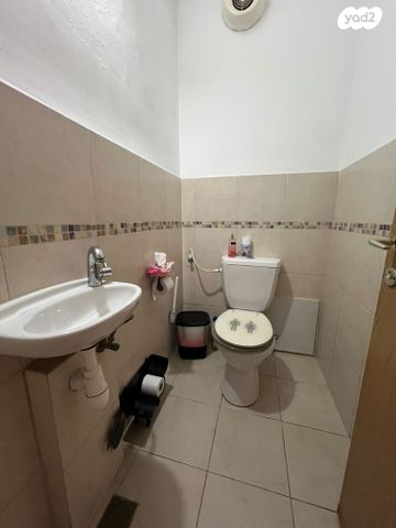 דירה, אסירי ציון 19, קרית שלום, תל אביב יפו