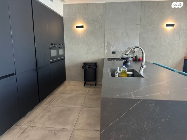 דירה, האירוס, ראשון לציון