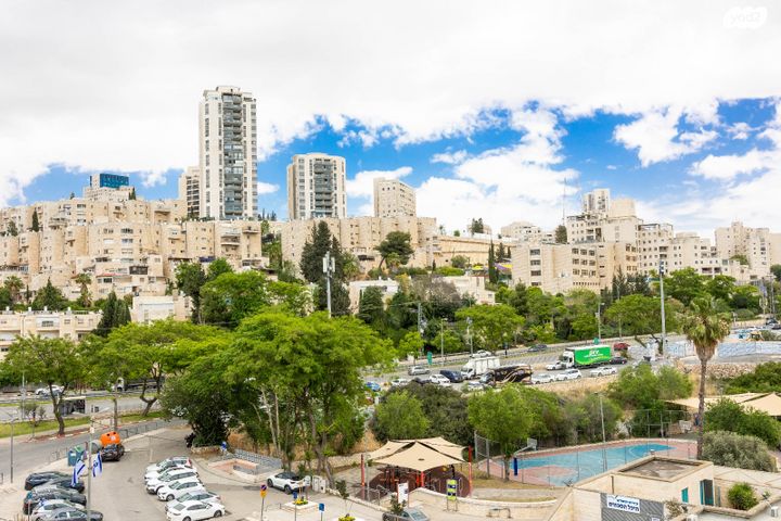 דירה, אברהם שטרן, קרית היובל, ירושלים