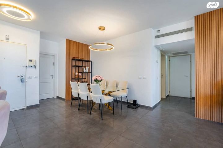 דירה, הר סיני, היובל, אור עקיבא