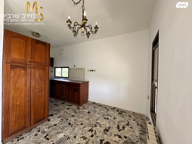 דירה, פנחס רוזן, רמת גולדה, חיפה