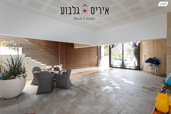 בית פרטי/ קוטג', קמיל הויסמנס, הוד הכרמל, דניה, חיפה