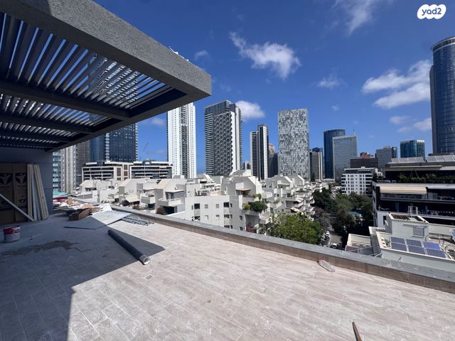 גג/ פנטהאוז, שכונת הראשונים, רמת גן