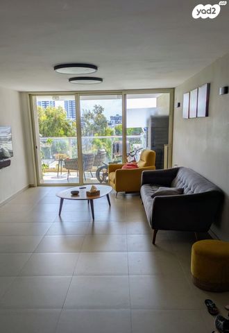 דירה, אריה שנקר 18, אגרובנק, חולון