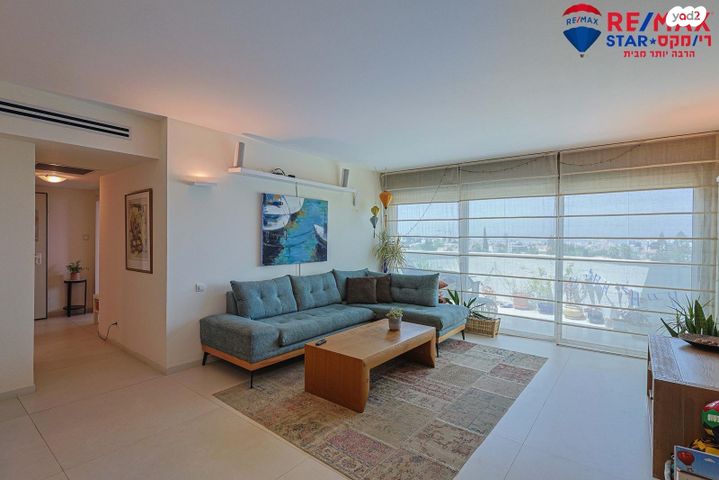 גג/ פנטהאוז, הרצליה הירוקה, נווה עובד, הרצליה