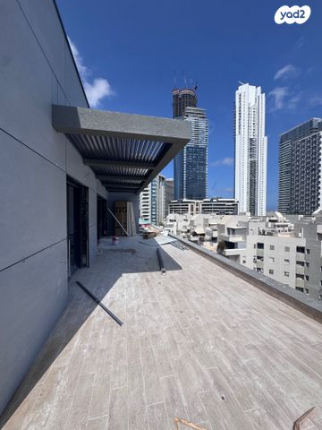 גג/ פנטהאוז, שכונת הראשונים, רמת גן