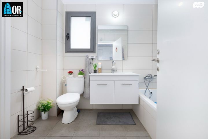 דירה, שדרות הרב משה שמואל שפירא, פארק המושבה, באר יעקב