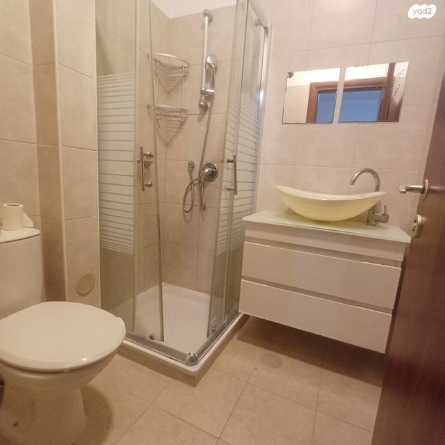 דירה, הבבא סאלי, חומת שמואל, הר חומה, ירושלים