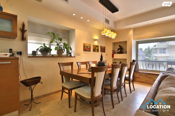 גג/ פנטהאוז, אלישבע קפלן, קרית חיים מזרחית, חיפה