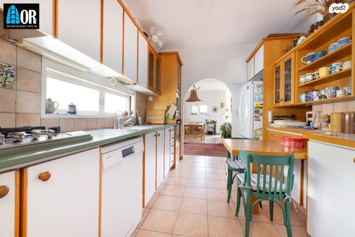 דירה, אליהו גלזר, א' / צפון מזרח העיר, רחובות