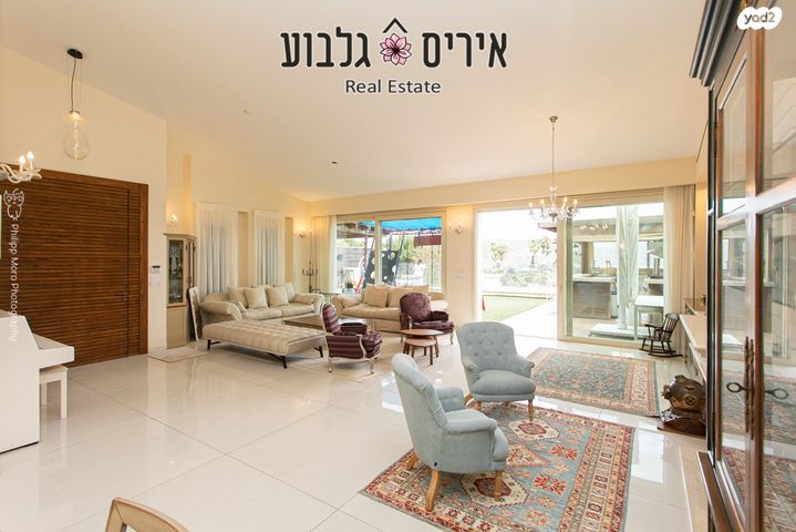 בית פרטי/ קוטג', קמיל הויסמנס, הוד הכרמל, דניה, חיפה